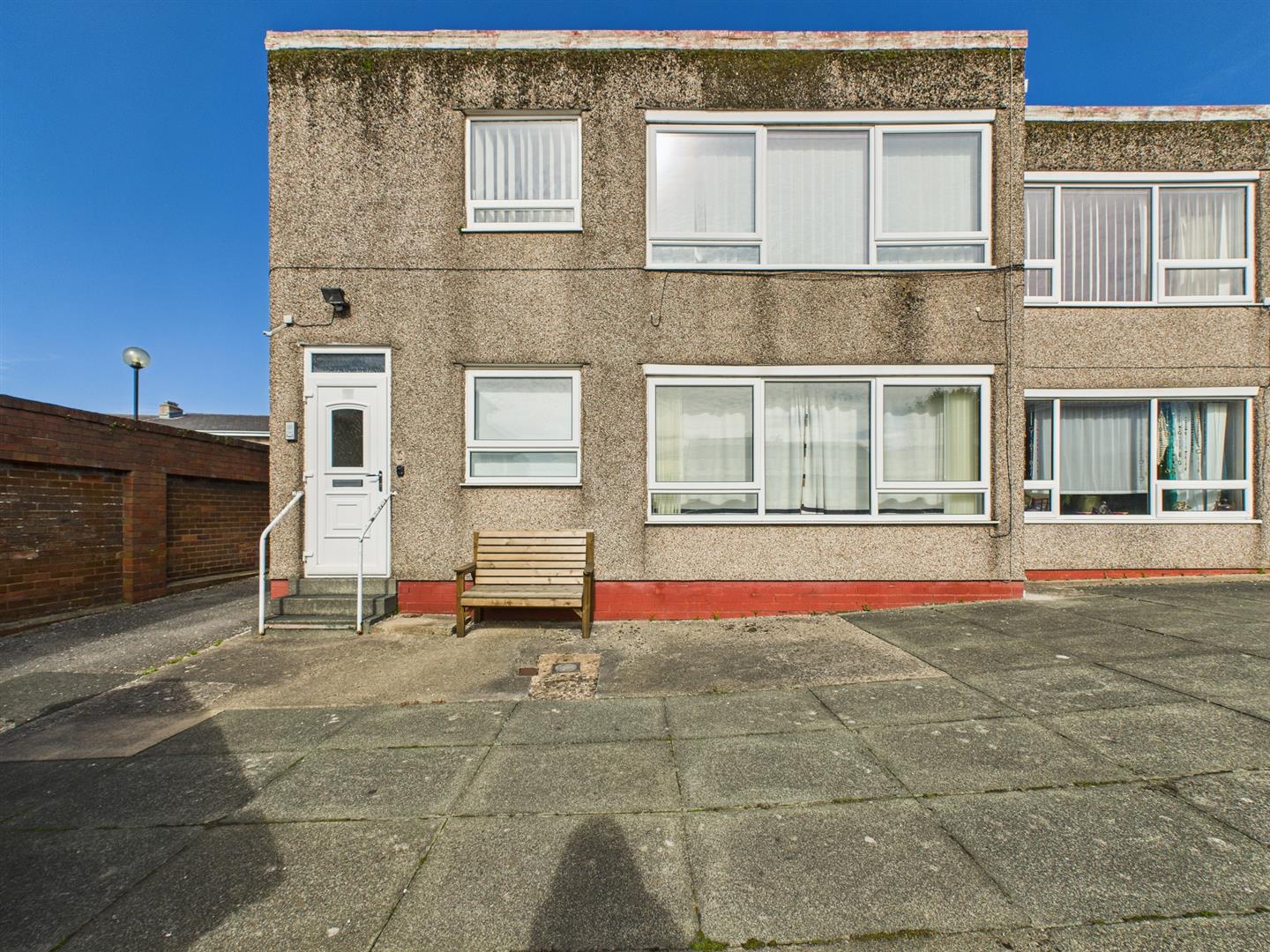 12 Old Hall Close, Morecambe LA4 6NL